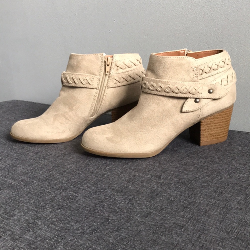 ⭐️ Final sale! NWT Indigo Rd Booties sz 7
